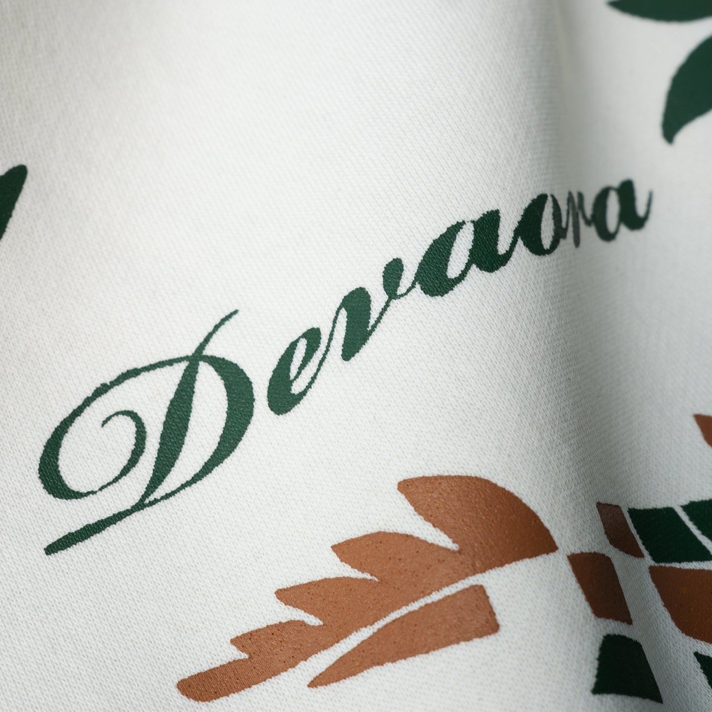 IVORY WHITE CROC ELITE SWEATSHIRT – JUNGLE EDITION - DEVAORA