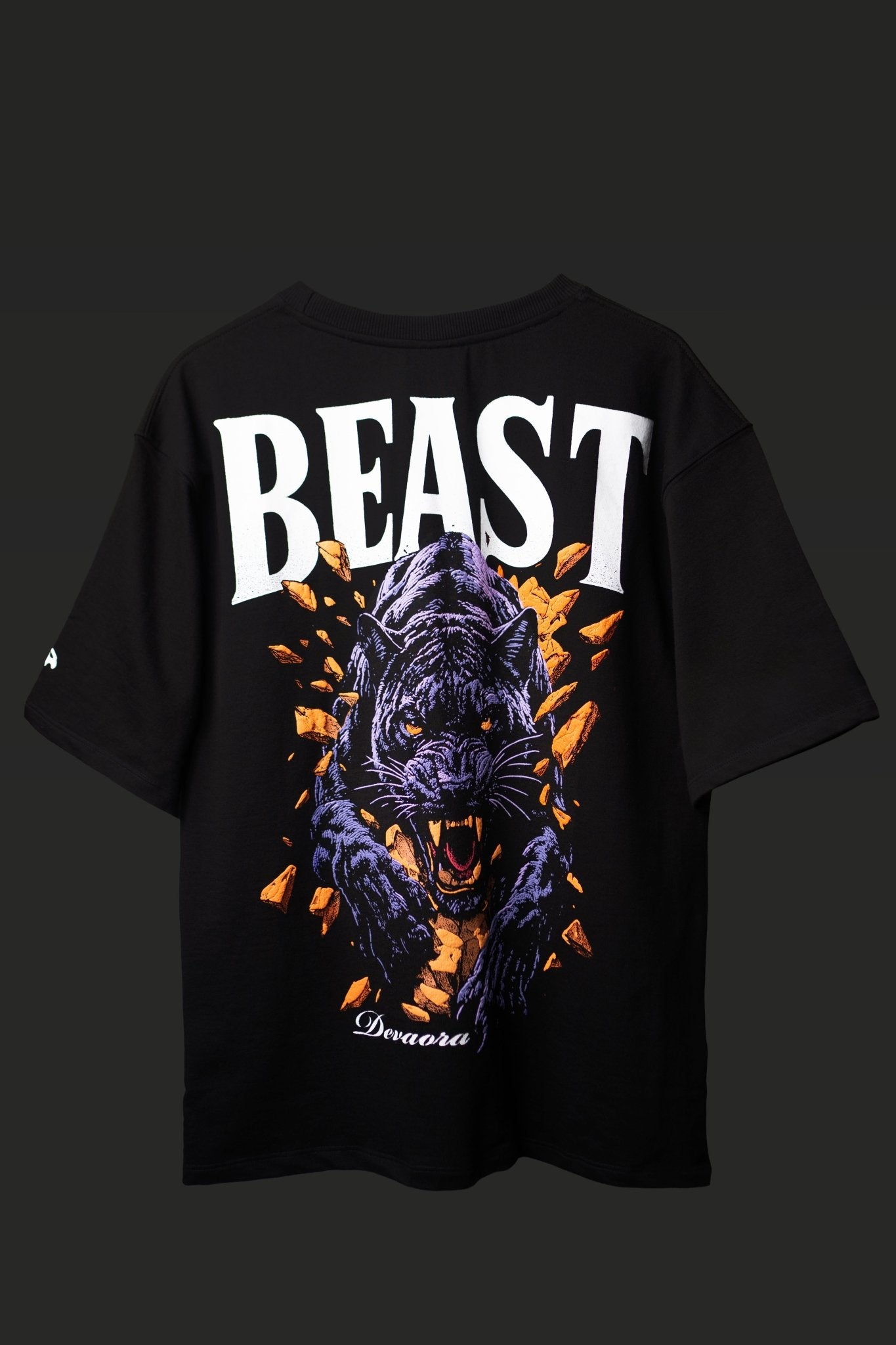 BLACK BEAST GRAPHIC T - SHIRT - DEVAORA