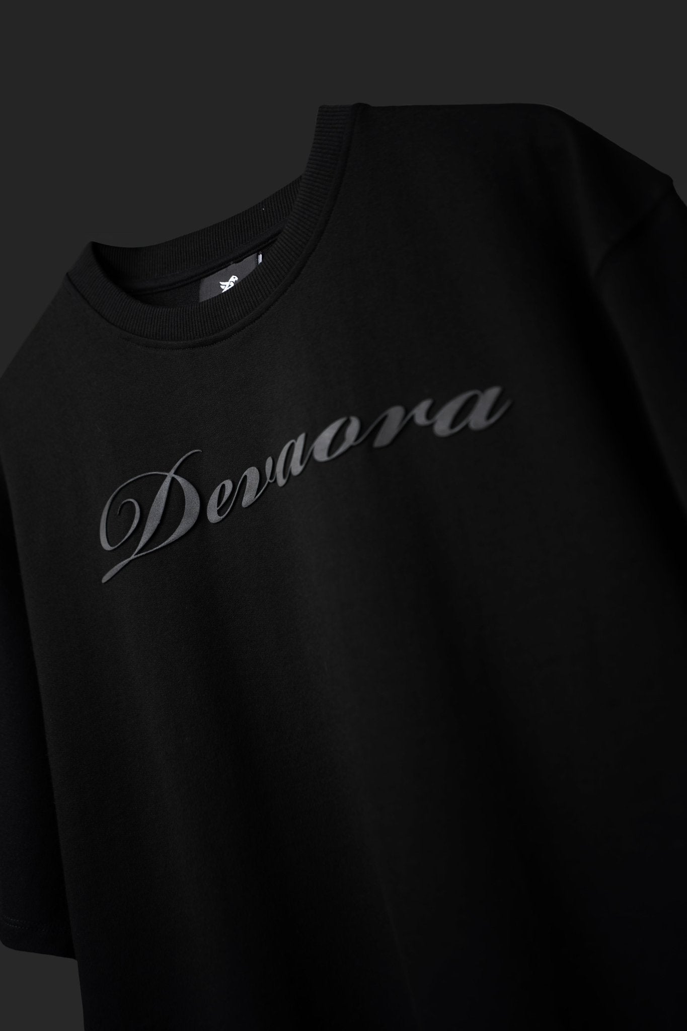 BLACK STANDARD OVERSIZED T - SHIRT - DEVAORA