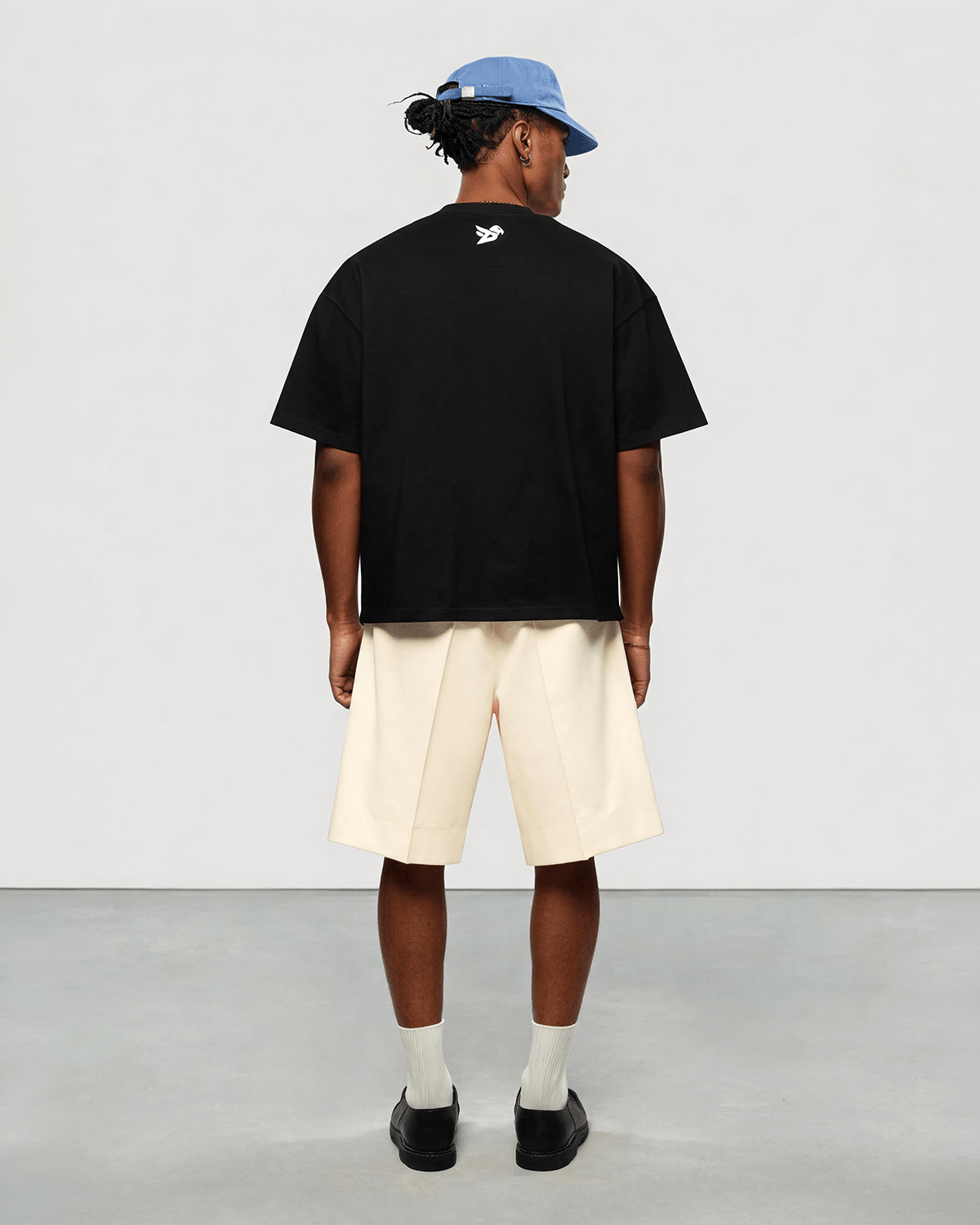BLACK STANDARD OVERSIZED T-SHIRT - DEVAORA