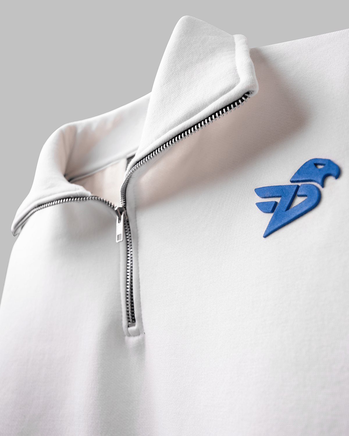 CORE ZIP SWEATSHIRT - WHITE EDITION - DEVAORA