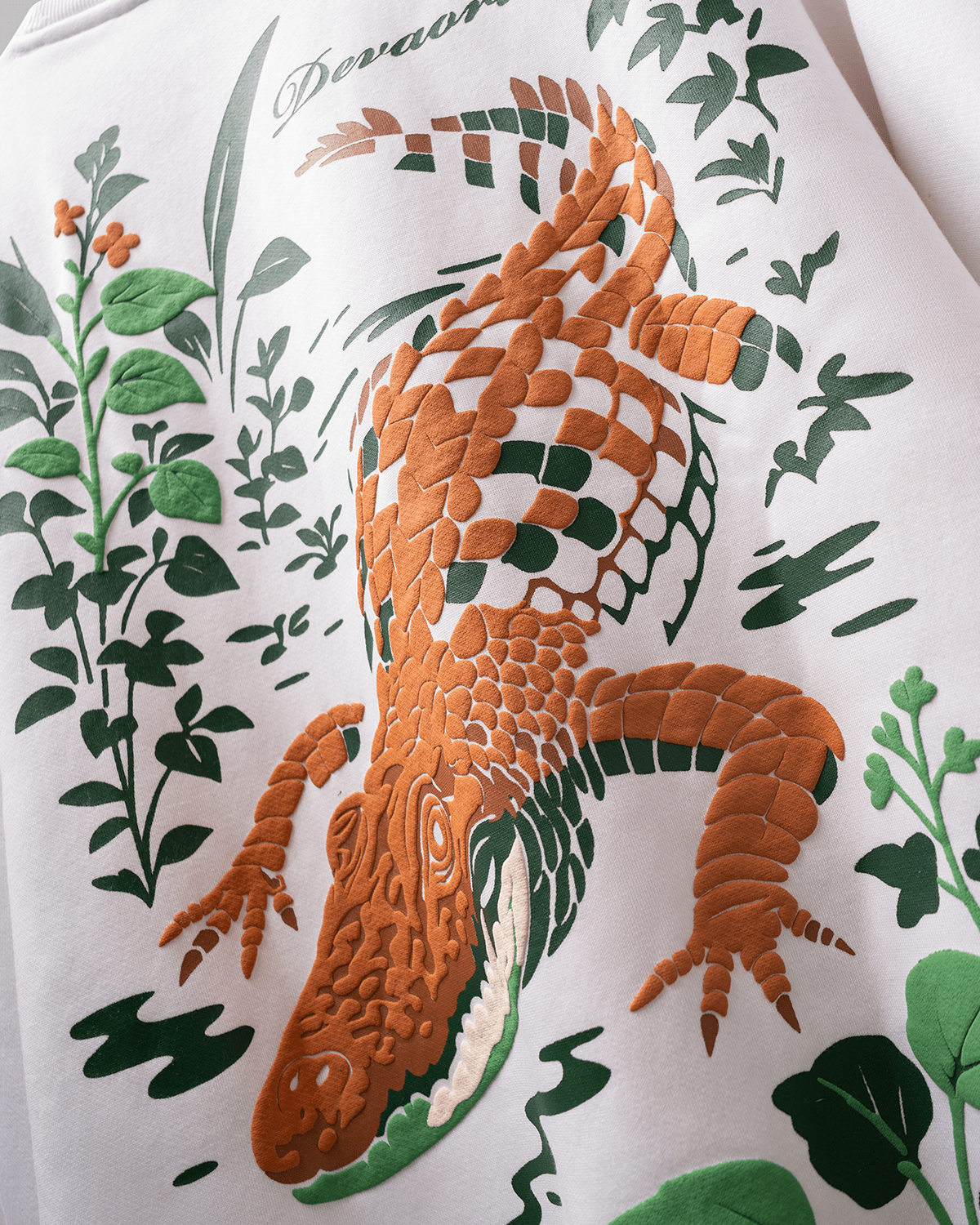 IVORY WHITE CROC ELITE SWEATSHIRT – JUNGLE EDITION - DEVAORA